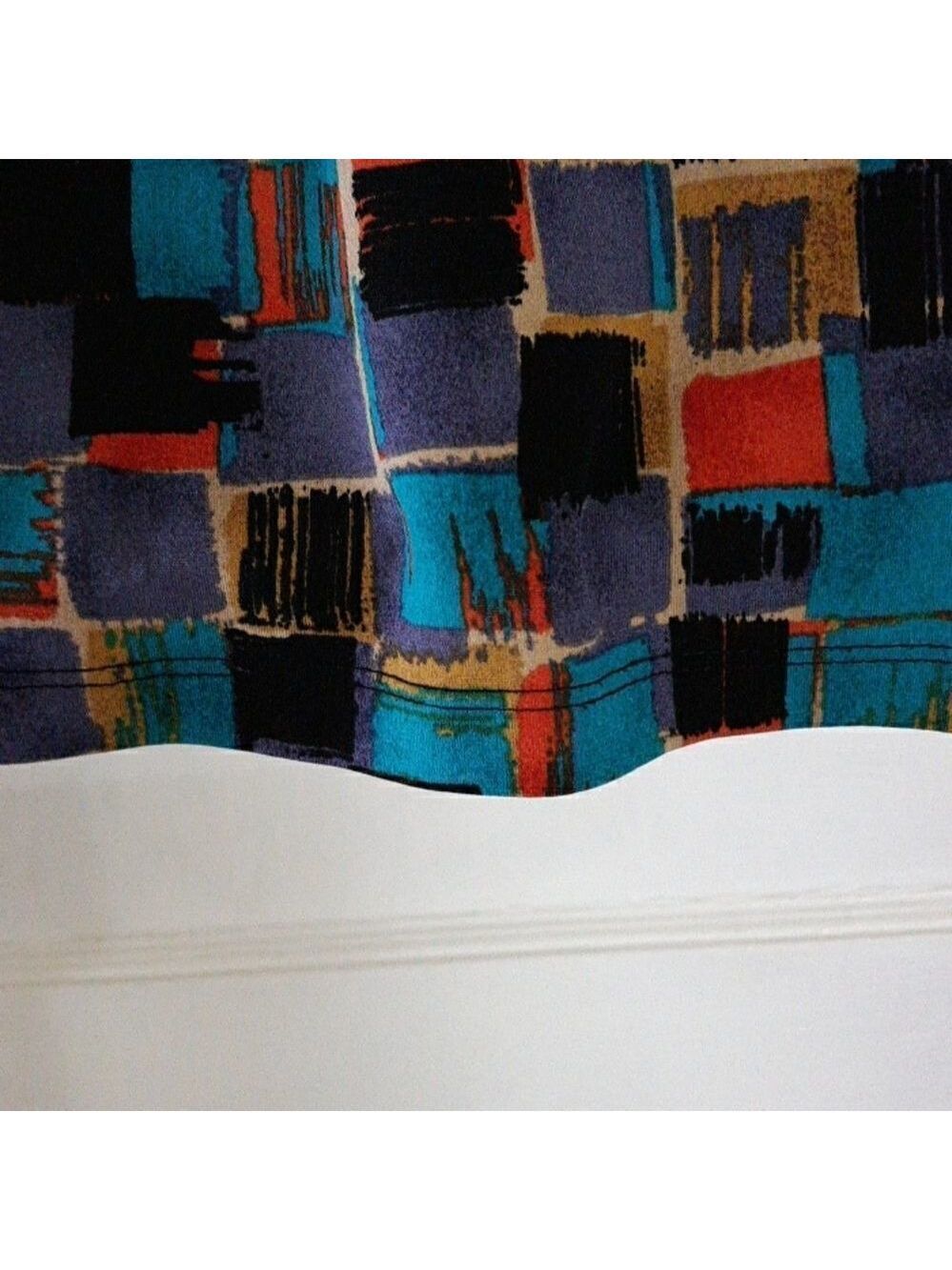 Relativity Colorful Gold Sequence Top - Picture 6 of 8